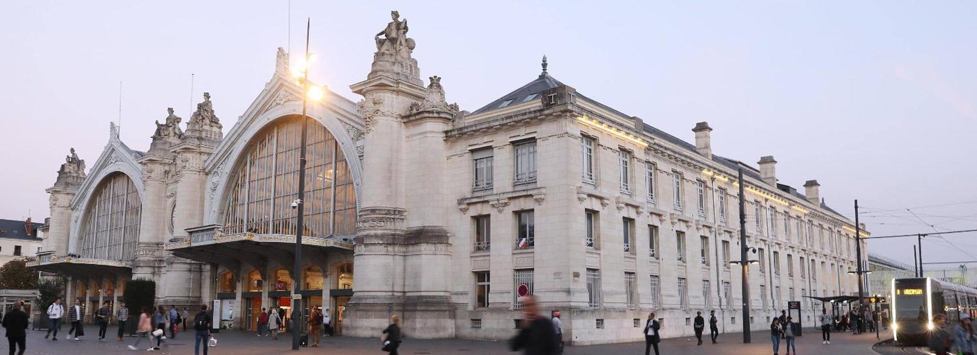 Appartamento Le Camelia Proche Aeroport Tours Esterno foto